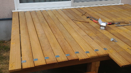 ウッドデッキネット | ウッドデッキのある風景 | 床板の割り付けの仕方